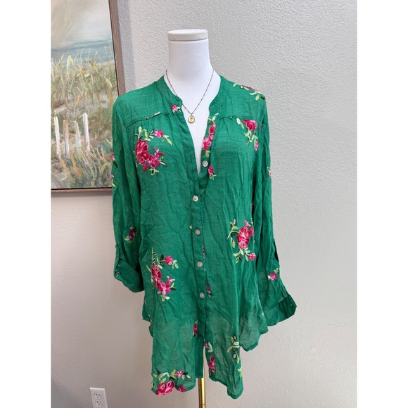fig and flower Tops - Green Floral Embroidered Button Down Blouse XL